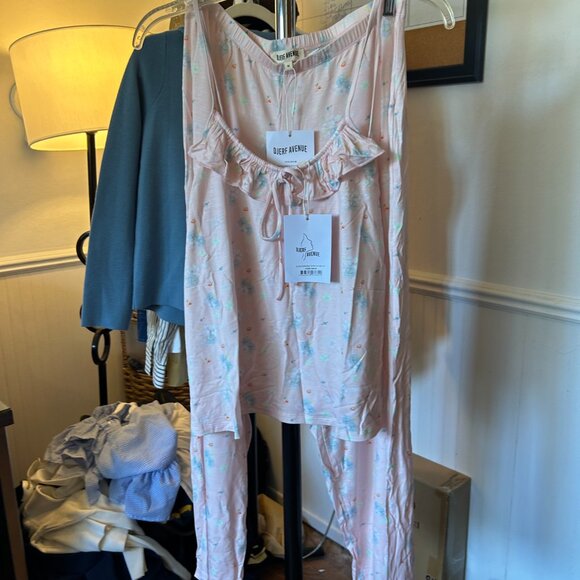 Djerf Avenue Go Slow PJ set - Picture 8 of 9